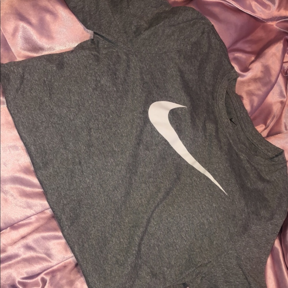 Nike T Shirt